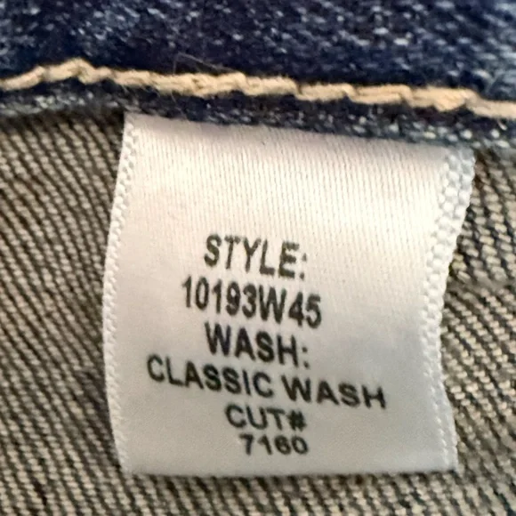 Nili Lotan Shon Bow Leg Classic Wash Jeans size 28-6 Runs large see measurements - Picture 10 of 16